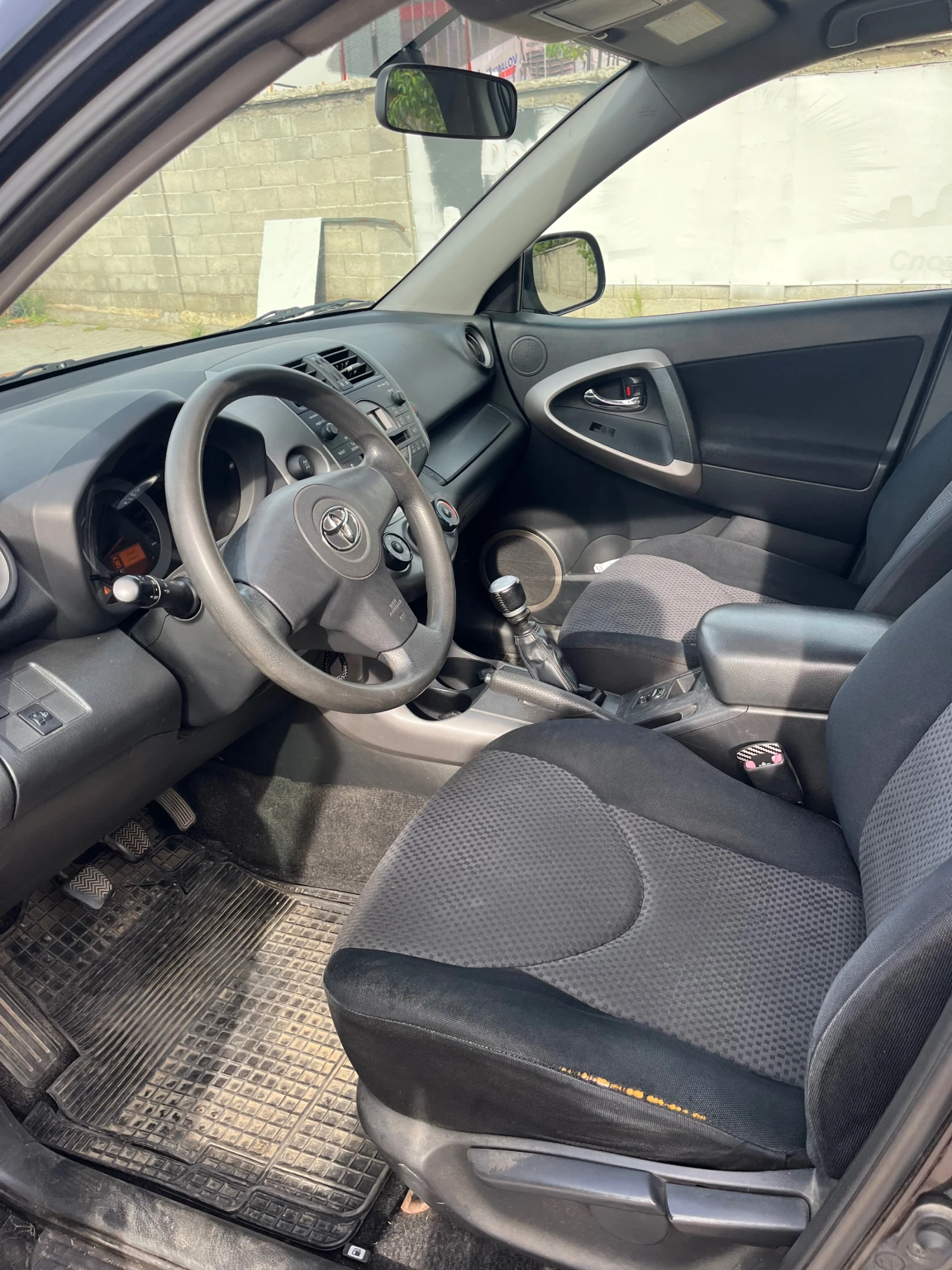 Toyota Rav4  - изображение 8 | Auto.bg Toyota Rav4  - изображение 8