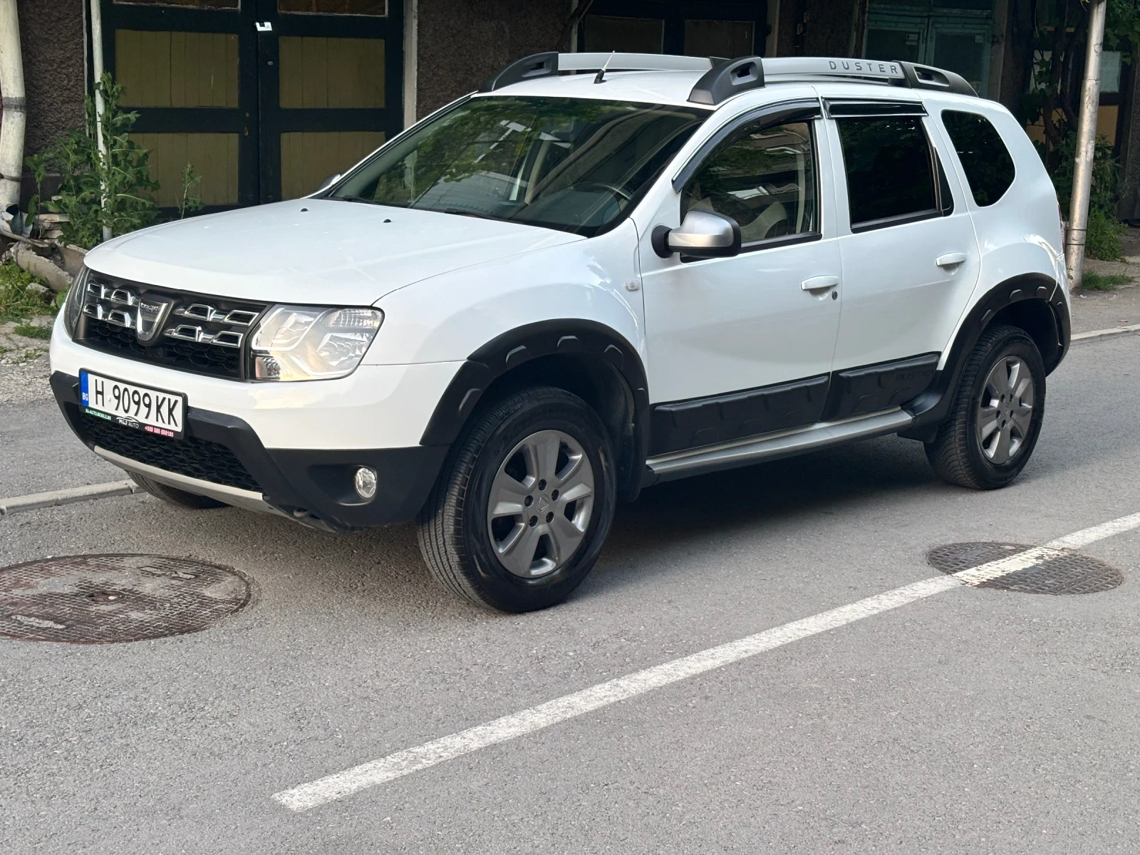 Dacia Duster undefined | Auto.bg — изображение 1 Dacia Duster undefined | Auto.bg — изображение 1