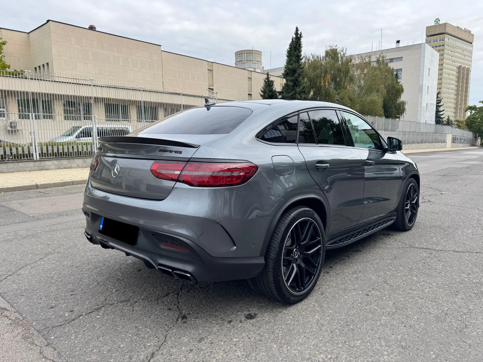 Mercedes-Benz GLE 63 S AMG Coupe - изображение 7 | Auto.bg Mercedes-Benz GLE 63 S AMG Coupe - изображение 7