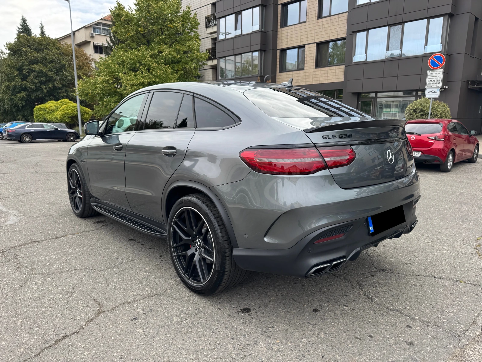 Mercedes-Benz GLE 63 S AMG Coupe - изображение 5 | Auto.bg Mercedes-Benz GLE 63 S AMG Coupe - изображение 5