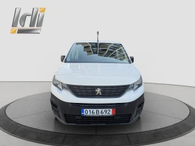 Снимка Peugeot Partner
