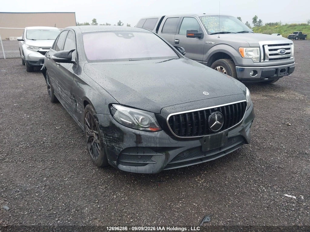 Mercedes-Benz E 400 * 4MATIC * CARFAX * ОПЦИЯ ЗА ФИНАНСИРАНЕ | Auto.bg — изображение 1 Mercedes-Benz E 400 * 4MATIC * CARFAX * ОПЦИЯ ЗА ФИНАНСИРАНЕ | Auto.bg — изображение 1