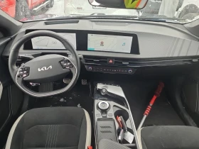 Kia EV6 LONG RANGE W/GT-LINE PKG 2* 360View* Distronic* Об - 24900 € / 48700.17 лв. - 96639721 6 | Car24.bg Kia EV6 LONG RANGE W/GT-LINE PKG 2* 360View* Distronic* Об - 24900 € / 48700.17 лв. - 96639721 6