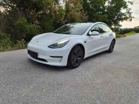 Снимка Tesla Model 3