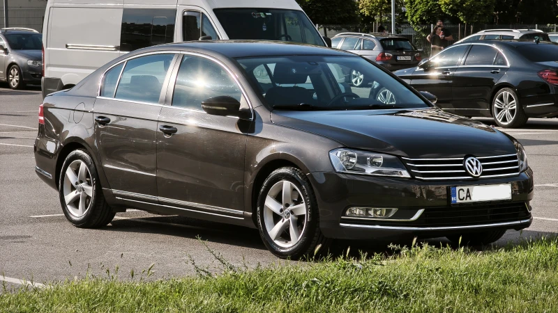 VW Passat B8 - 7800 € / 15255.47 лв. - 77324014 1 | Car24.bg VW Passat B8 - 7800 € / 15255.47 лв. - 77324014 1