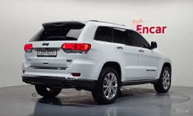 Jeep Grand cherokee SUMMMIT / ВЪЗДУХ / ОБДУХ / ПАНО / ДИСТРОНИК | Auto.bg — изображение 2 Jeep Grand cherokee SUMMMIT / ВЪЗДУХ / ОБДУХ / ПАНО / ДИСТРОНИК | Auto.bg — изображение 2
