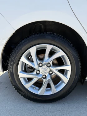 Toyota Auris 1.8 HYBRID | Auto.bg — изображение 16 Toyota Auris 1.8 HYBRID | Auto.bg — изображение 16