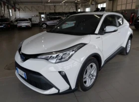 Снимка Toyota C-HR
