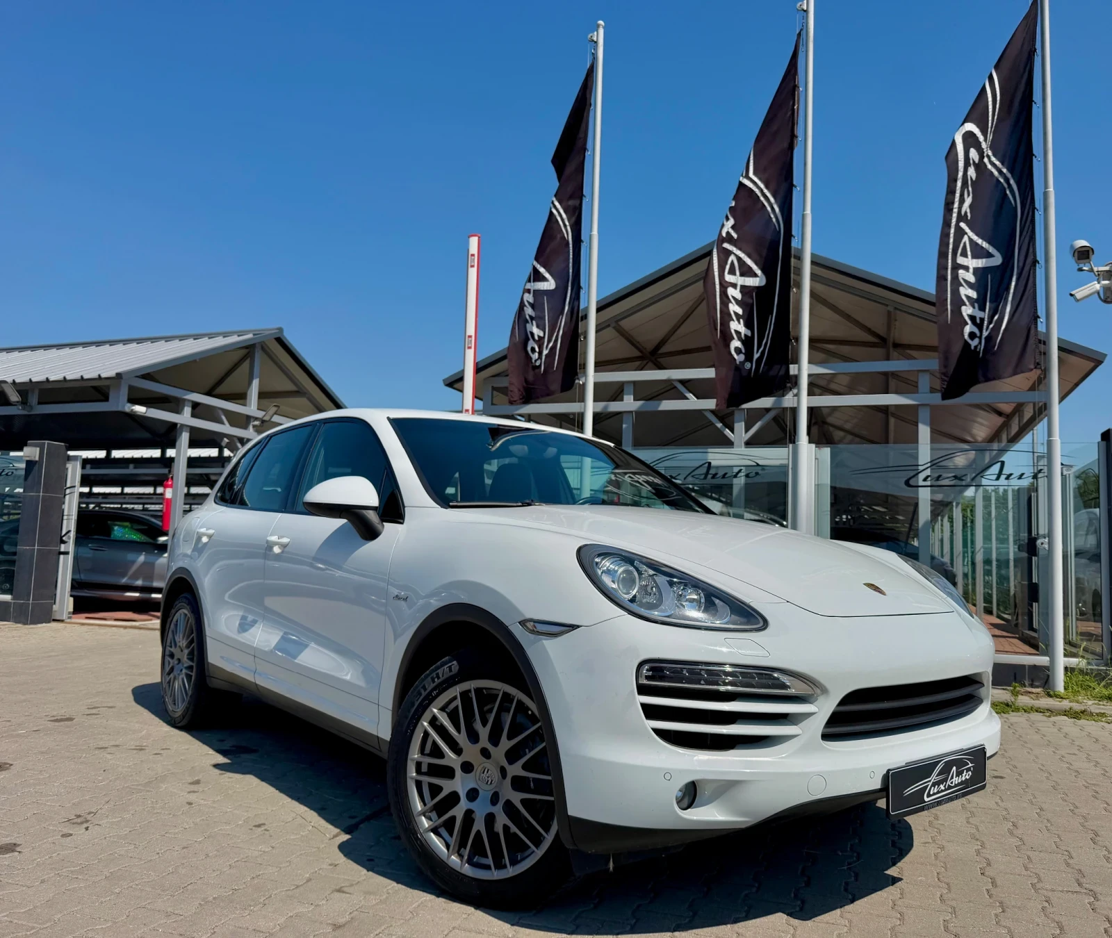 Porsche Cayenne 3.0d#SPORTPACK#NAVI#PDC#Bi-XENON# | Auto.bg — изображение 1 Porsche Cayenne 3.0d#SPORTPACK#NAVI#PDC#Bi-XENON# | Auto.bg — изображение 1