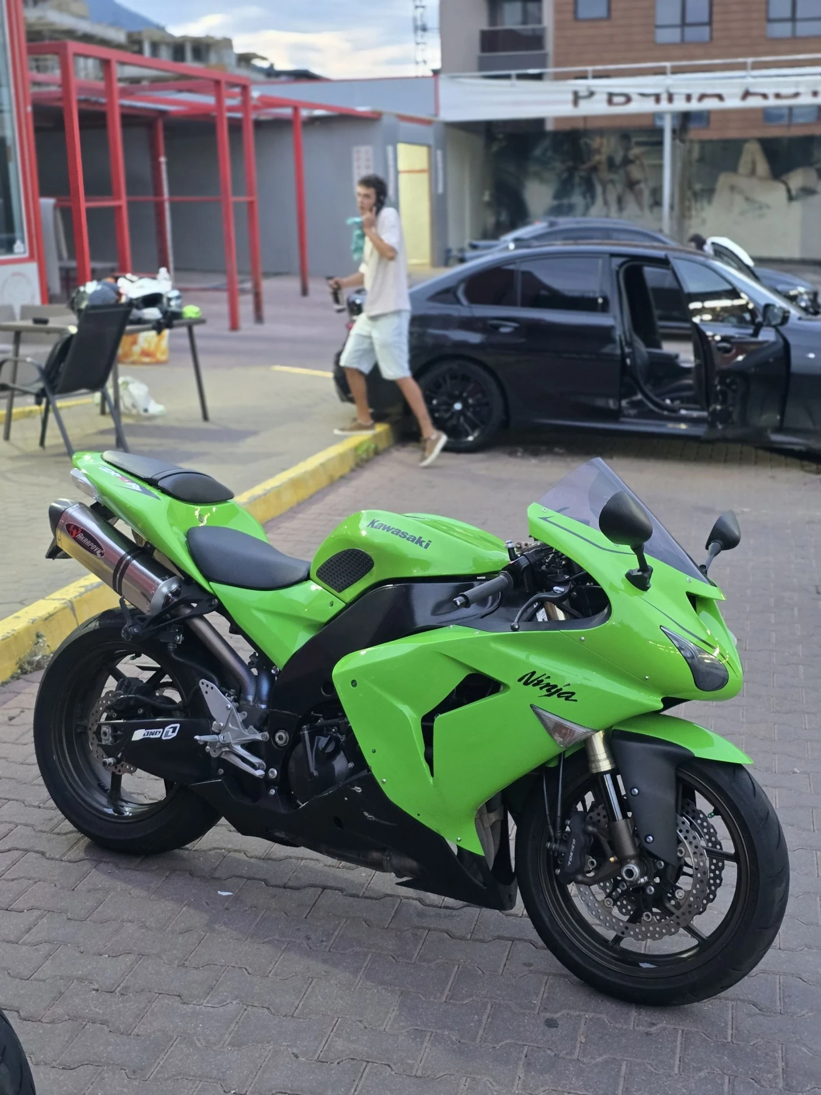 Kawasaki Zxr Kawasaki ZX-10R - 2006 г. / 1000 cc/ 175 к.с. - изображение 3 | Auto.bg Kawasaki Zxr Kawasaki ZX-10R - 2006 г. / 1000 cc/ 175 к.с. - изображение 3