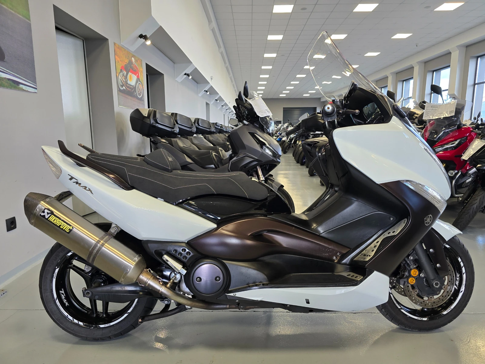 Yamaha T-max 500ie, Akrapovic! - изображение 2 | Auto.bg Yamaha T-max 500ie, Akrapovic! - изображение 2