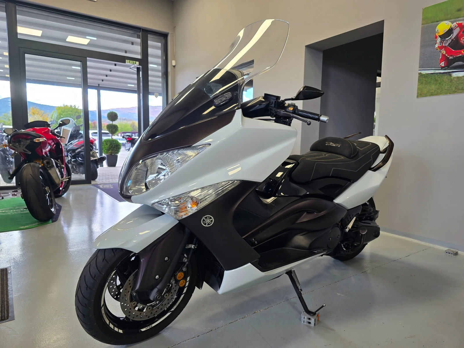 Yamaha T-max 500ie, Akrapovic! - изображение 5 | Auto.bg Yamaha T-max 500ie, Akrapovic! - изображение 5