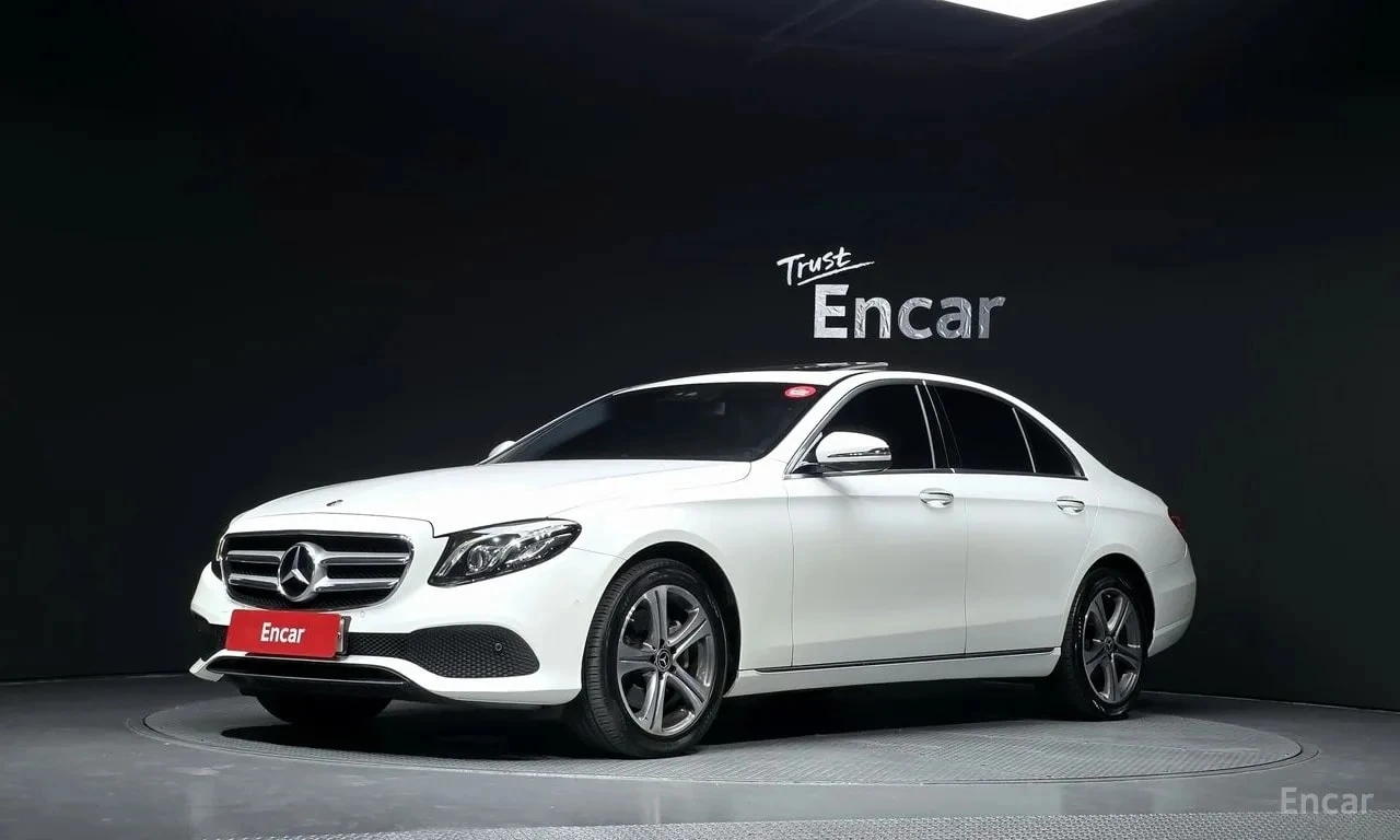 Mercedes-Benz E 220 * Avantgarde * АВТОКРЕДИТ БЕЗ ПЪРВОНАЧАЛНА ВНОСКА | Auto.bg — изображение 1 Mercedes-Benz E 220 * Avantgarde * АВТОКРЕДИТ БЕЗ ПЪРВОНАЧАЛНА ВНОСКА | Auto.bg — изображение 1