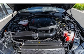 Alfa Romeo Giulia COMPETIZIONE/Q4/280HP/CAM/ACC/H&K/908z | Auto.bg — изображение 7 Alfa Romeo Giulia COMPETIZIONE/Q4/280HP/CAM/ACC/H&K/908z | Auto.bg — изображение 7