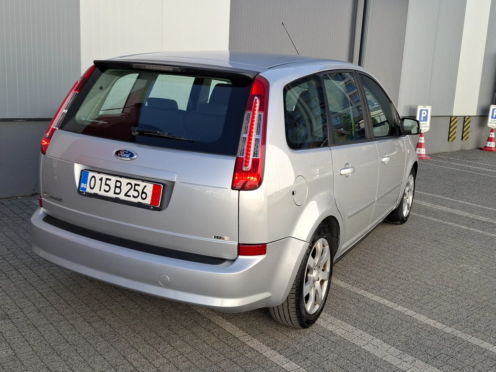 Ford C-max 1.6CDTI* (90кс)* * FACELIFT* * HОВ ВНОС* *  - изображение 8 | Auto.bg Ford C-max 1.6CDTI* (90кс)* * FACELIFT* * HОВ ВНОС* *  - изображение 8