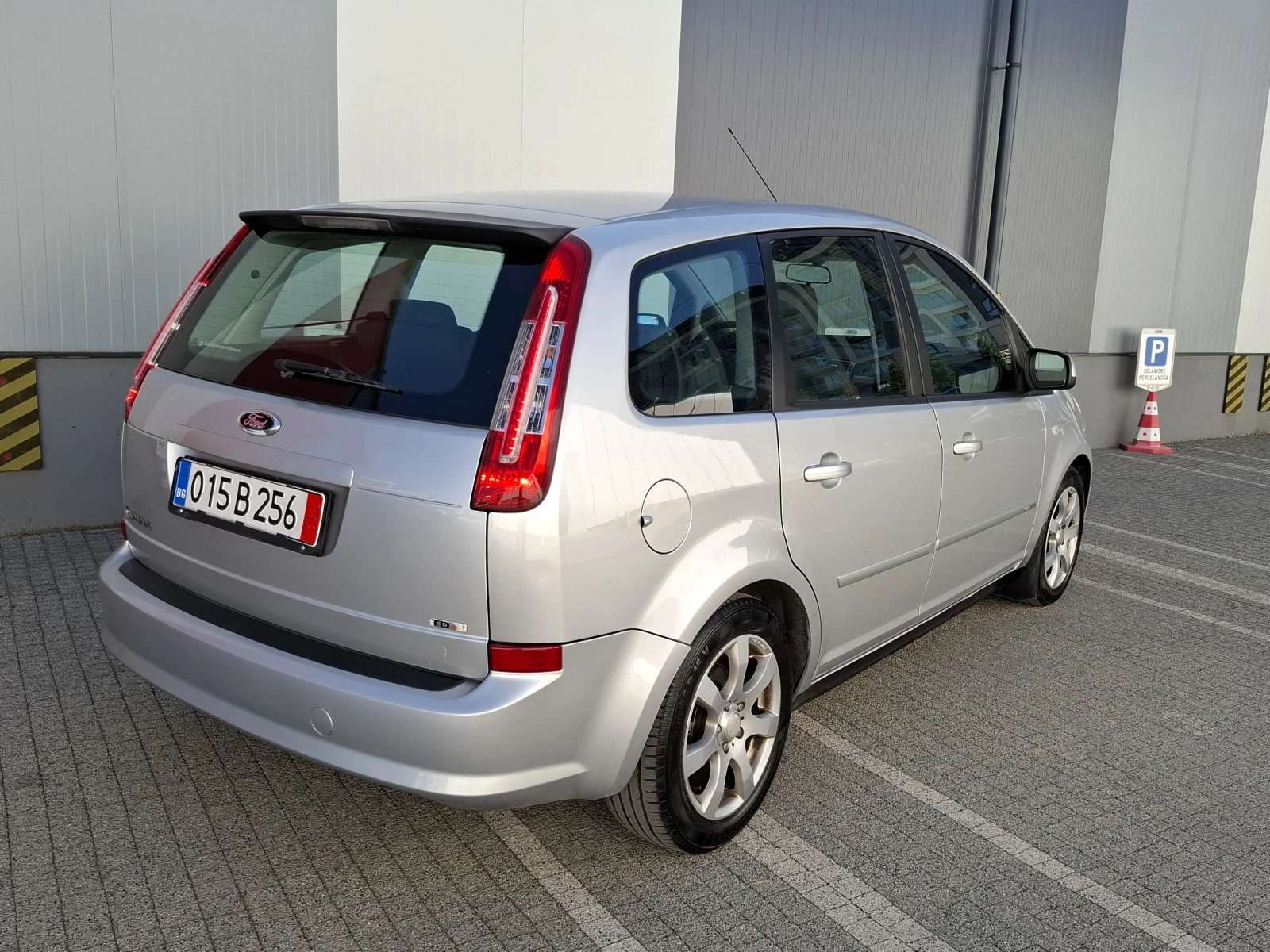 Ford C-max 1.6CDTI* (90кс)* * FACELIFT* * HОВ ВНОС* *  - изображение 5 | Auto.bg Ford C-max 1.6CDTI* (90кс)* * FACELIFT* * HОВ ВНОС* *  - изображение 5