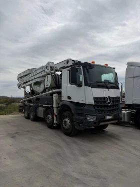 Бетон помпа Mercedes-Benz 4148 Arocs / 32meters