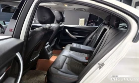 BMW 325 325d Sport | Auto.bg — изображение 10 BMW 325 325d Sport | Auto.bg — изображение 10