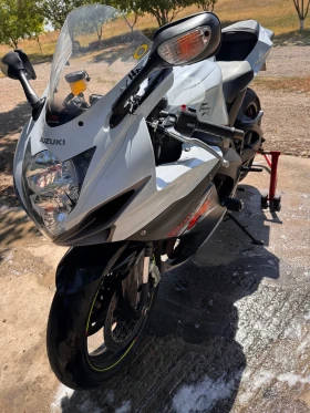 Suzuki Gsxr undefined | Auto.bg — изображение 5 Suzuki Gsxr undefined | Auto.bg — изображение 5