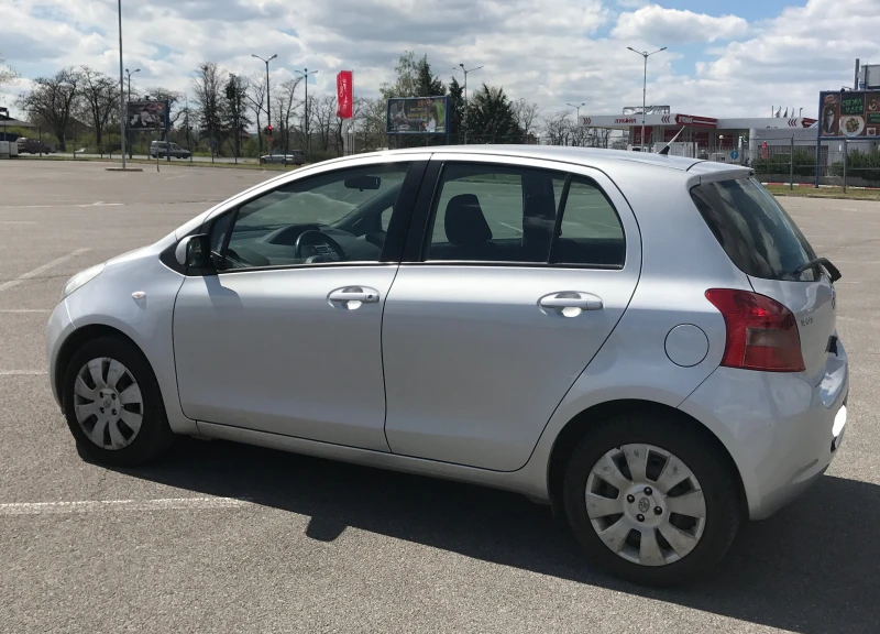 Toyota Yaris - 7400 лв. / 3783.56 € - 54621809 1 | Car24.bg Toyota Yaris - 7400 лв. / 3783.56 € - 54621809 1