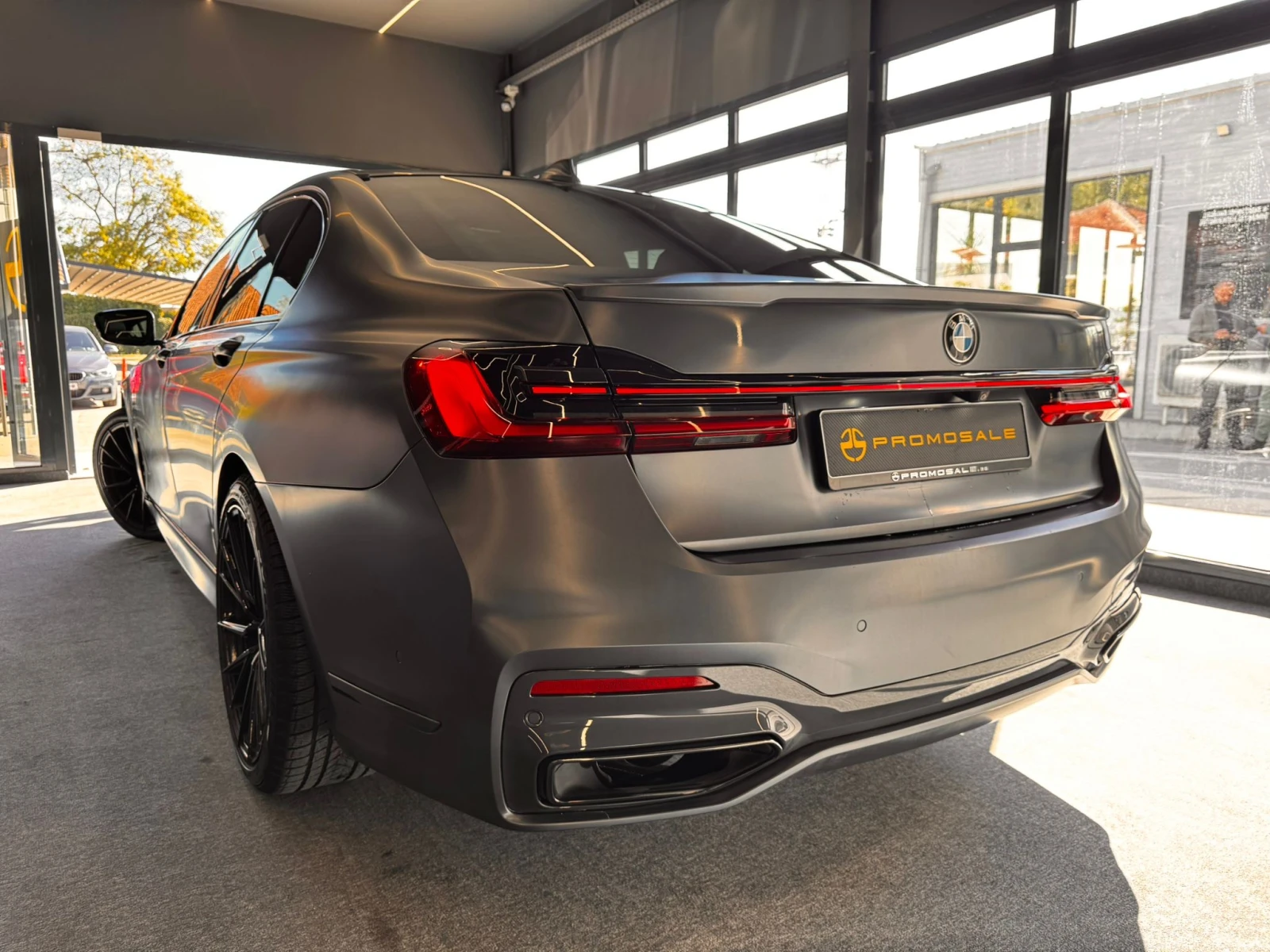 BMW 745 E* M PERFORMANCE* Active S* Laser* Full* Лизинг - изображение 4 | Auto.bg BMW 745 E* M PERFORMANCE* Active S* Laser* Full* Лизинг - изображение 4