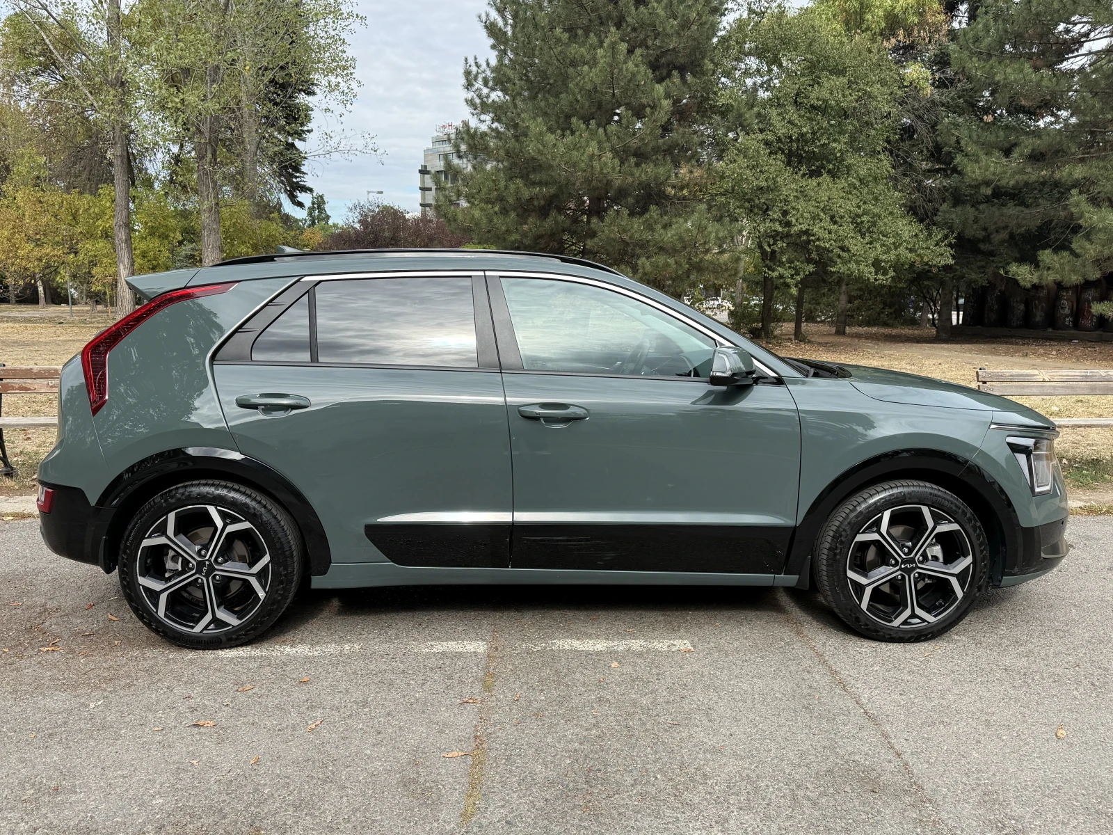 Kia Niro 1, 6i HEV 6AT "EX" - изображение 3 | Auto.bg Kia Niro 1, 6i HEV 6AT "EX" - изображение 3