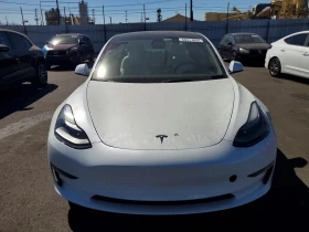 Tesla Model 3 * CARFAX * АВТОФИНАНСИРАНЕ | Auto.bg — изображение 3 Tesla Model 3 * CARFAX * АВТОФИНАНСИРАНЕ | Auto.bg — изображение 3