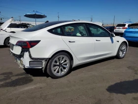 Tesla Model 3 * CARFAX * АВТОФИНАНСИРАНЕ | Auto.bg — изображение 5 Tesla Model 3 * CARFAX * АВТОФИНАНСИРАНЕ | Auto.bg — изображение 5