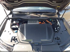 Audi E-Tron SPORTBACK* PREMIUM PLUS* S LINE* QUATTRO* - 55000 лв. / 28121.05 € - 53638993 9 | Car24.bg Audi E-Tron SPORTBACK* PREMIUM PLUS* S LINE* QUATTRO* - 55000 лв. / 28121.05 € - 53638993 9