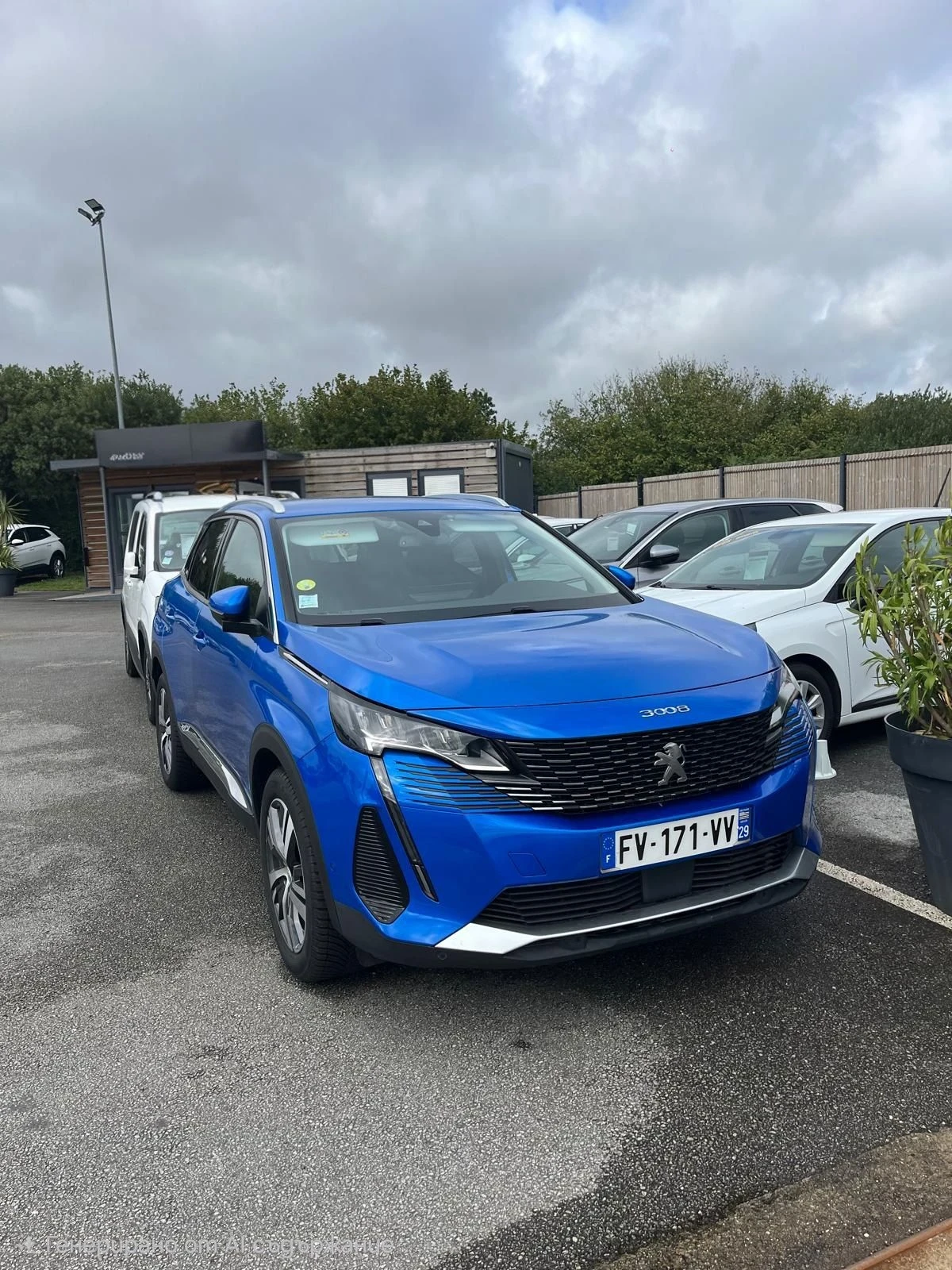 Peugeot 3008 1.5 BlueHdi ALLURE EAT8 | Auto.bg — изображение 1 Peugeot 3008 1.5 BlueHdi ALLURE EAT8 | Auto.bg — изображение 1