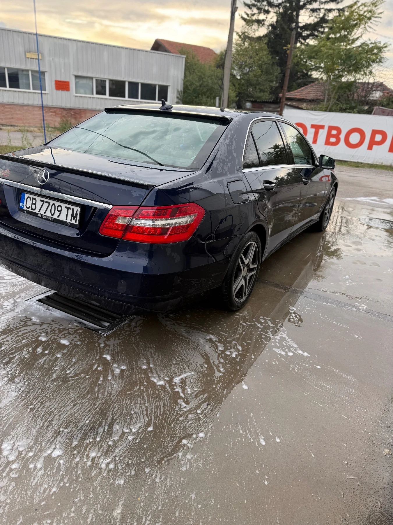 Mercedes-Benz E 220  - изображение 4 | Auto.bg Mercedes-Benz E 220  - изображение 4