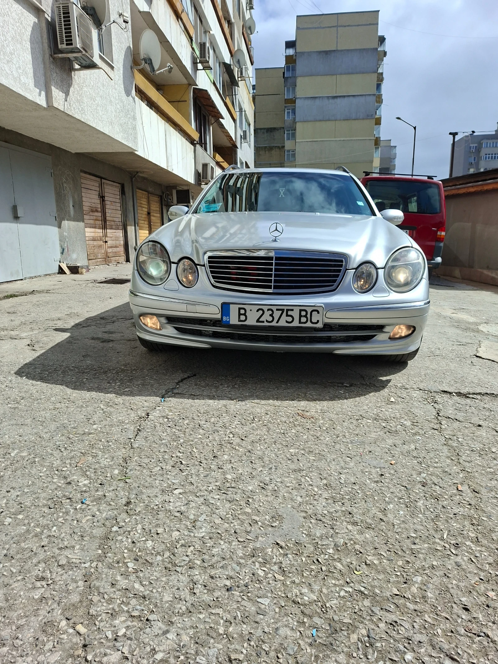 Mercedes-Benz E 320 undefined | Auto.bg — изображение 1 Mercedes-Benz E 320 undefined | Auto.bg — изображение 1
