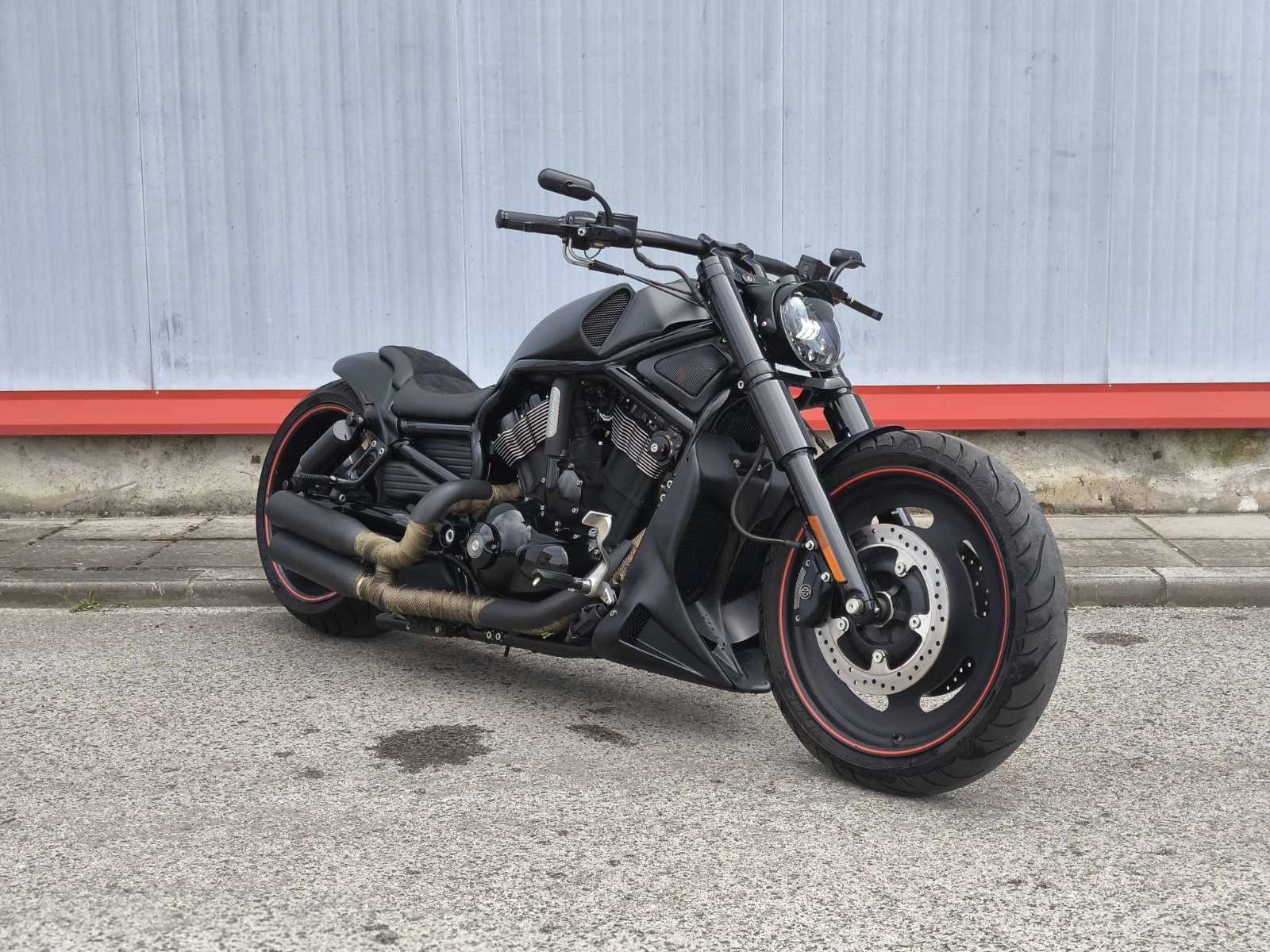 Harley-Davidson V-Rod Night Rod Special CUSTOM | Auto.bg — изображение 1 Harley-Davidson V-Rod Night Rod Special CUSTOM | Auto.bg — изображение 1