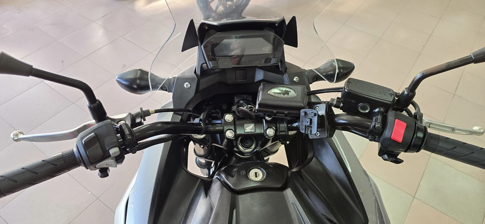 Honda Nc 750 X LED ! G.P.R. Лизинг ! - изображение 8 | Auto.bg Honda Nc 750 X LED ! G.P.R. Лизинг ! - изображение 8