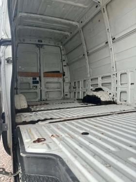 Iveco 35S18 undefined | Auto.bg — изображение 7 Iveco 35S18 undefined | Auto.bg — изображение 7