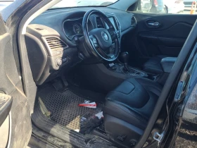 Jeep Cherokee * TRAILHAWK ELITE * CARFAX * БЕЗ ПЪРВОНАЧАЛНА ВНОС - 42999 лв. / 21985.04 € - 42311833 5 | Car24.bg Jeep Cherokee * TRAILHAWK ELITE * CARFAX * БЕЗ ПЪРВОНАЧАЛНА ВНОС - 42999 лв. / 21985.04 € - 42311833 5