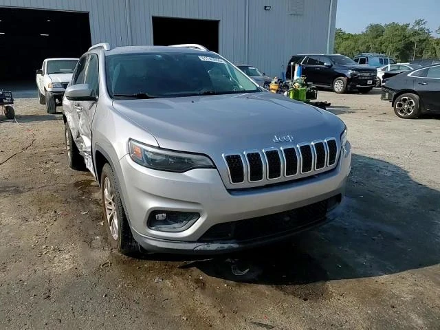Jeep Cherokee 3.2L 6 Front-wheel Drive - 20100 лв. / 10276.97 € - 72141331 1 | Car24.bg Jeep Cherokee 3.2L 6 Front-wheel Drive - 20100 лв. / 10276.97 € - 72141331 1