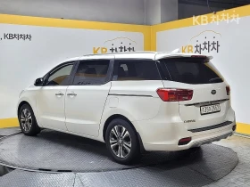 Kia Carnival 9 -seater 2.2 diesel luxury - 28600 лв. / 14622.95 € - 78263107 3 | Car24.bg Kia Carnival 9 -seater 2.2 diesel luxury - 28600 лв. / 14622.95 € - 78263107 3