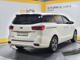 Kia Carnival 9 -seater 2.2 diesel luxury - 28600 лв. / 14622.95 € - 78263107 4 | Car24.bg Kia Carnival 9 -seater 2.2 diesel luxury - 28600 лв. / 14622.95 € - 78263107 4
