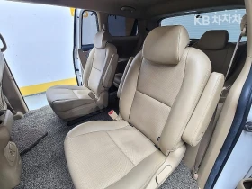 Kia Carnival 9 -seater 2.2 diesel luxury - 28600 лв. / 14622.95 € - 78263107 12 | Car24.bg Kia Carnival 9 -seater 2.2 diesel luxury - 28600 лв. / 14622.95 € - 78263107 12