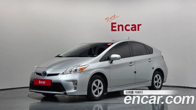 Toyota Prius undefined | Auto.bg — изображение 1 Toyota Prius undefined | Auto.bg — изображение 1