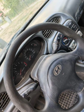 Hyundai Lantra - 300 € - 37926866 5 | Car24.bg Hyundai Lantra - 300 € - 37926866 5