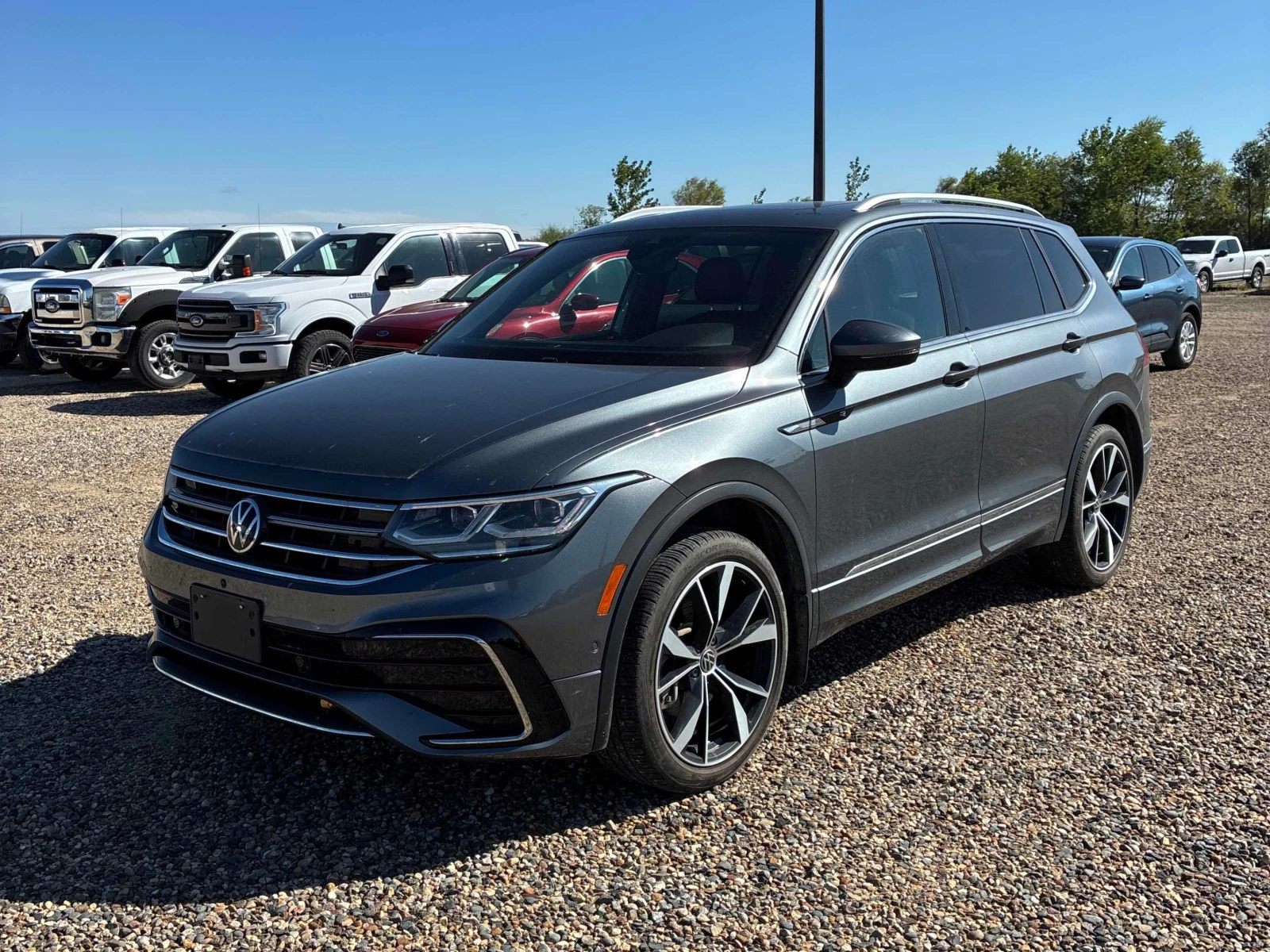 VW Tiguan * Highline * R-Line * CARFAX * | Auto.bg — изображение 1 VW Tiguan * Highline * R-Line * CARFAX * | Auto.bg — изображение 1