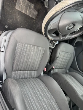 VW Polo 1.0 benzin evro 6B - 6700 лв. / 3425.66 € - 76597593 7 | Car24.bg VW Polo 1.0 benzin evro 6B - 6700 лв. / 3425.66 € - 76597593 7