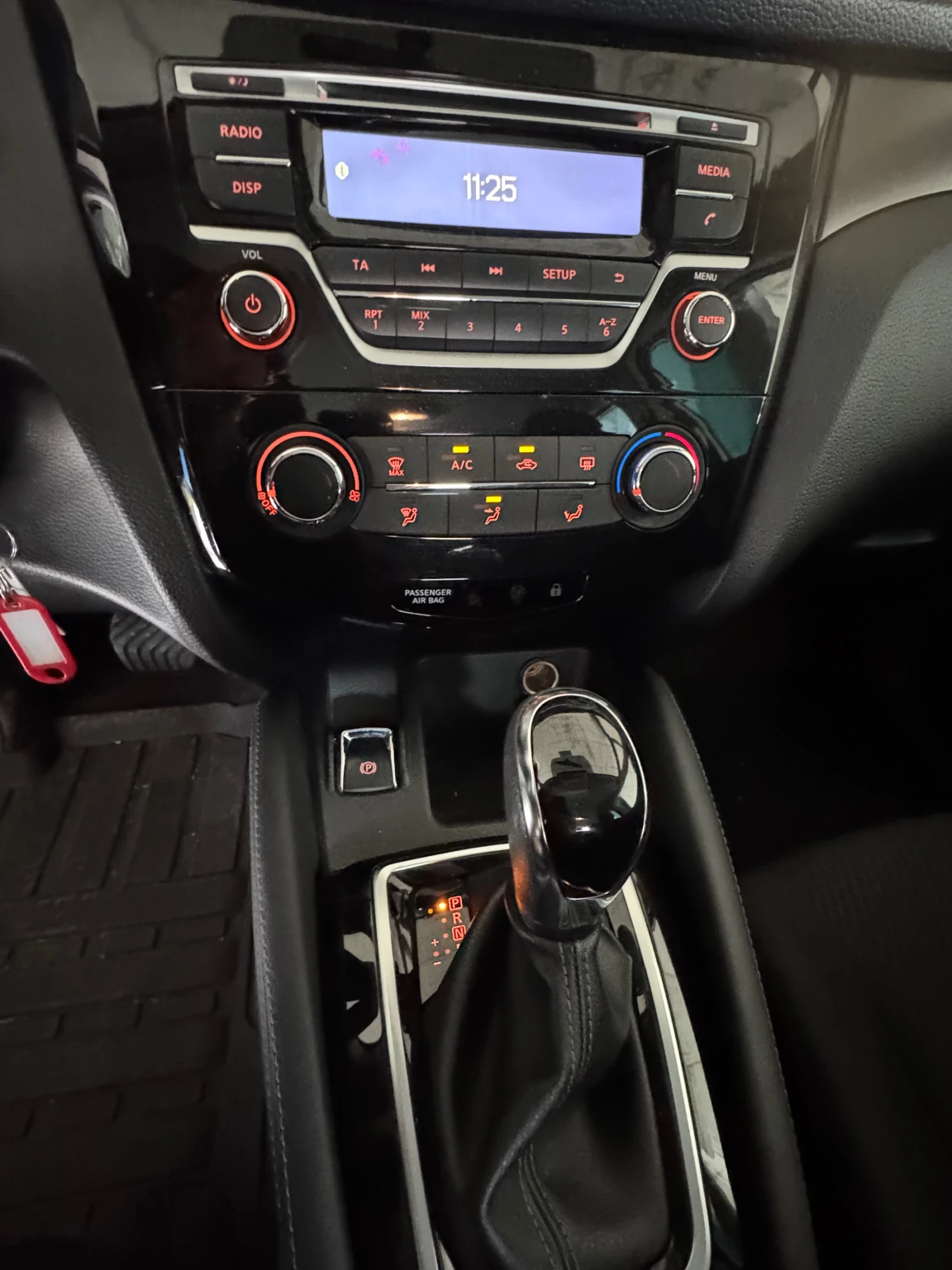 Nissan Qashqai 25000 км  - изображение 9 | Auto.bg Nissan Qashqai 25000 км  - изображение 9