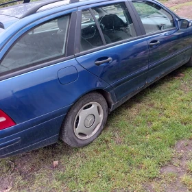 Mercedes-Benz C 220 - 1300 € / 2542.58 лв. - 81255032 3 | Car24.bg Mercedes-Benz C 220 - 1300 € / 2542.58 лв. - 81255032 3