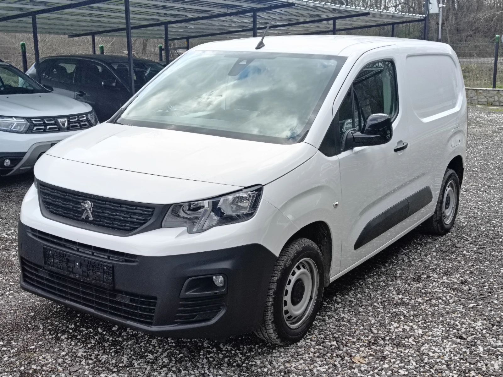Peugeot Partner 1.5Hdi Нави Камера | Auto.bg — изображение 1 Peugeot Partner 1.5Hdi Нави Камера | Auto.bg — изображение 1