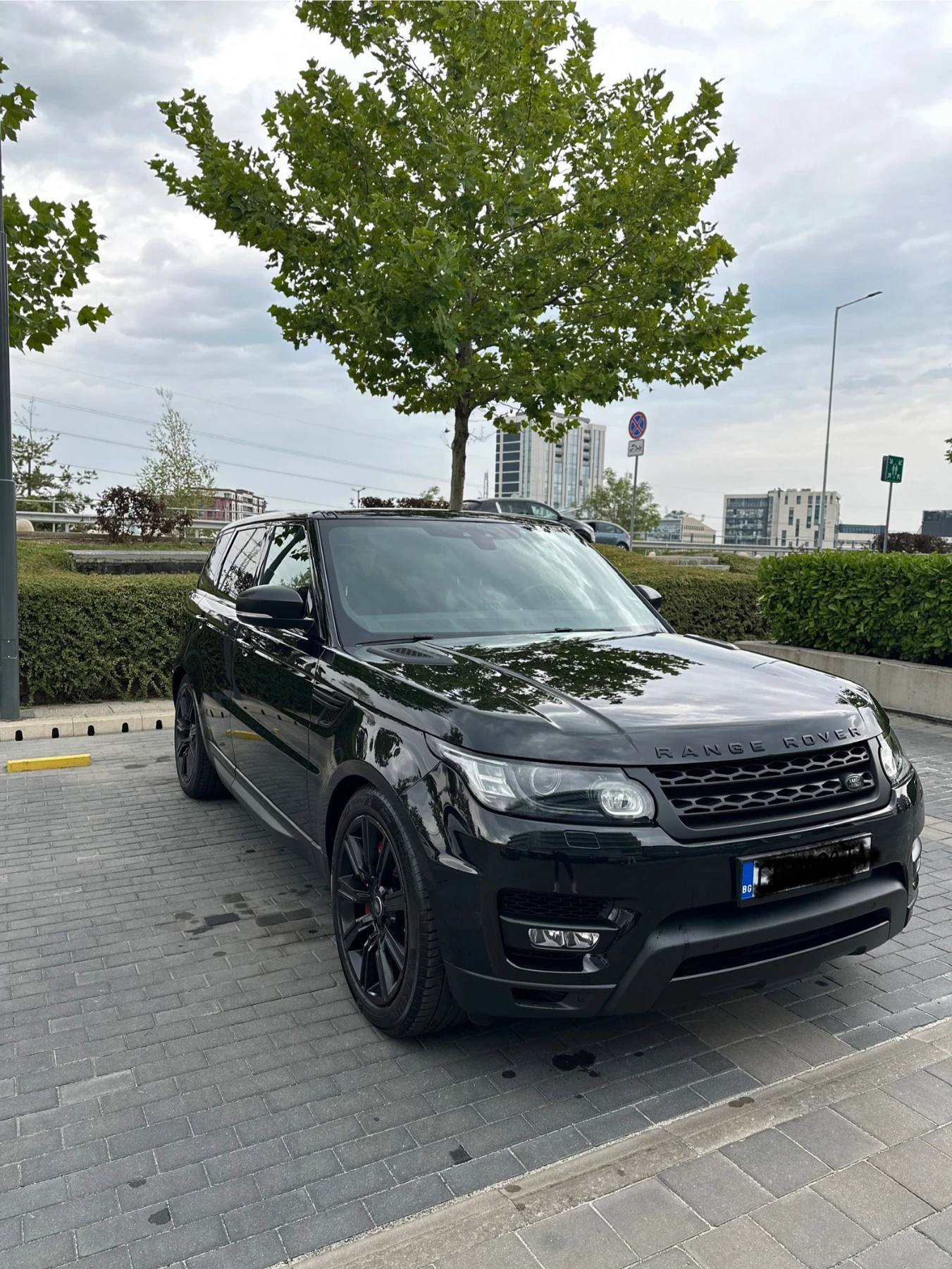 Land Rover Range Rover Sport Supercharge 5.0L, V8 Petrol - изображение 2 | Auto.bg Land Rover Range Rover Sport Supercharge 5.0L, V8 Petrol - изображение 2
