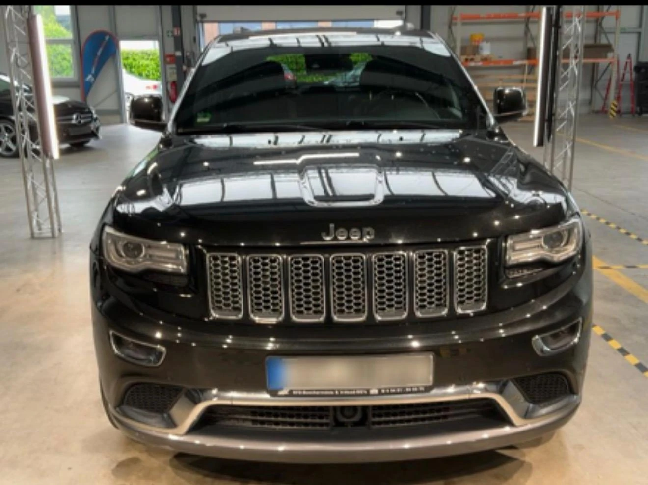 Jeep Grand cherokee 3.0CRD SUMMIT Лизинг през Уникредит по 230 евро | Auto.bg — изображение 1 Jeep Grand cherokee 3.0CRD SUMMIT Лизинг през Уникредит по 230 евро | Auto.bg — изображение 1