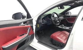 Kia Stinger 3.3 Turbo AWD | ОПЦИЯ ЗА ФИНАНСИРАНЕ | Auto.bg — изображение 10 Kia Stinger 3.3 Turbo AWD | ОПЦИЯ ЗА ФИНАНСИРАНЕ | Auto.bg — изображение 10